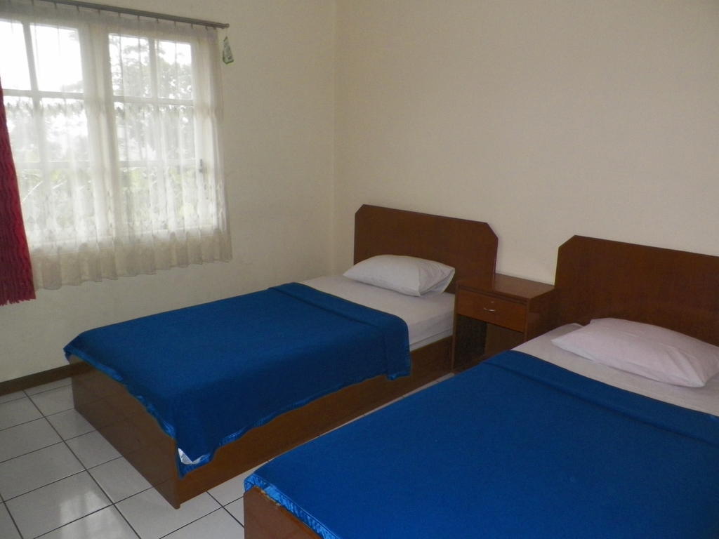 Hotel Puspa Sari Redpartner Ciater Phòng bức ảnh