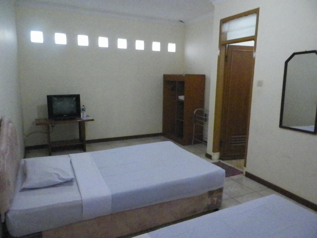Hotel Puspa Sari Redpartner Ciater Phòng bức ảnh